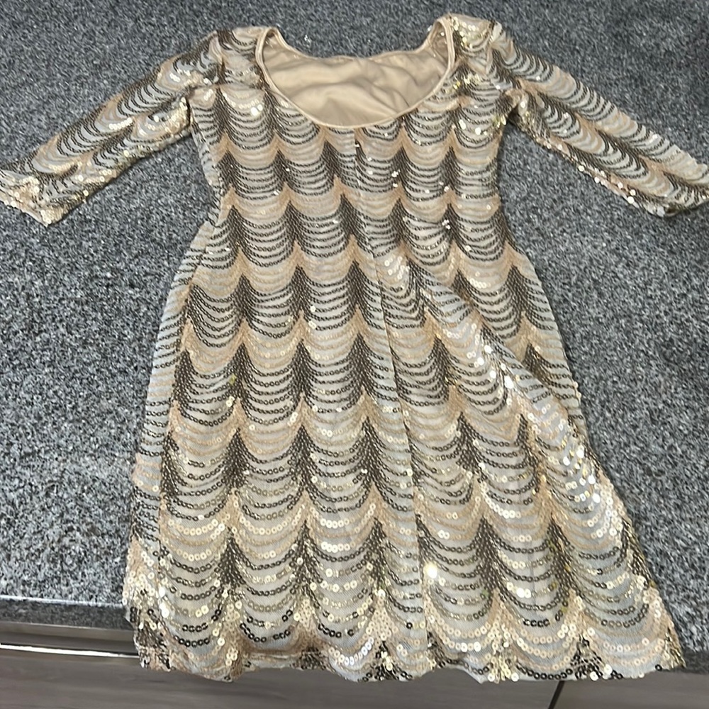 Great night dress . Used 2 times. Size S.